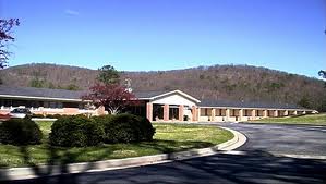 多诺霍中学 The Donoho School